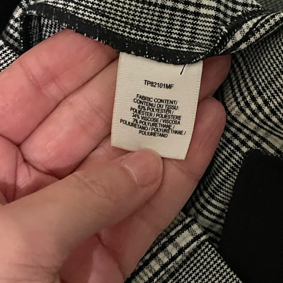 DEREK LAM 10 CROSBY Kick Flare Legging Gray Plaid Women's Pants Gingham Sz 2 - Picture 7 of 10